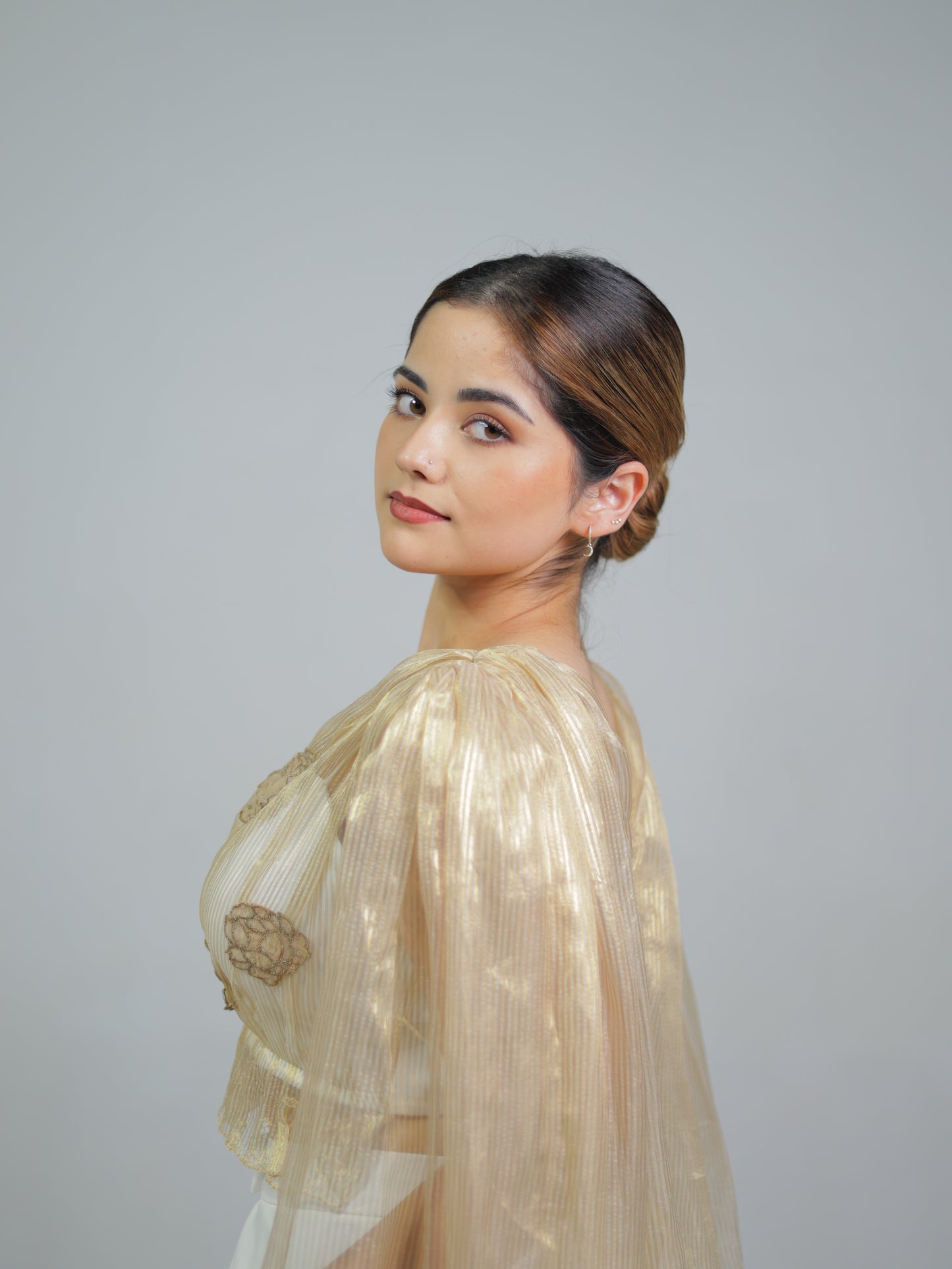 ETHEREAL VEIL | Blouse