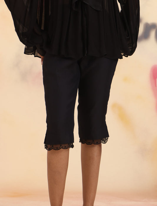 Laced Capri Pants - Black
